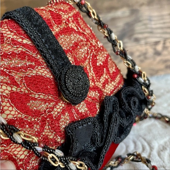 Mary Frances Red Black Beaded Embellished Hardshell Purse Artsy Southwestern - Picture 9 of 16
